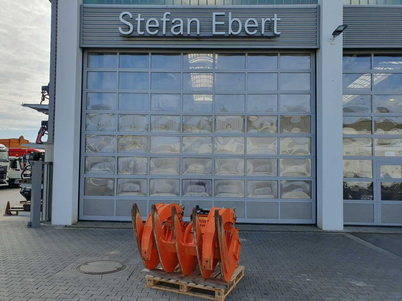 Westtech G1250 Roderechen / Greifarme OQ65 DEMO - Anbauteil: das Bild 1 Westtech G1250 Roderechen / Greifarme OQ65 DEMO - Anbauteil: das Bild 1