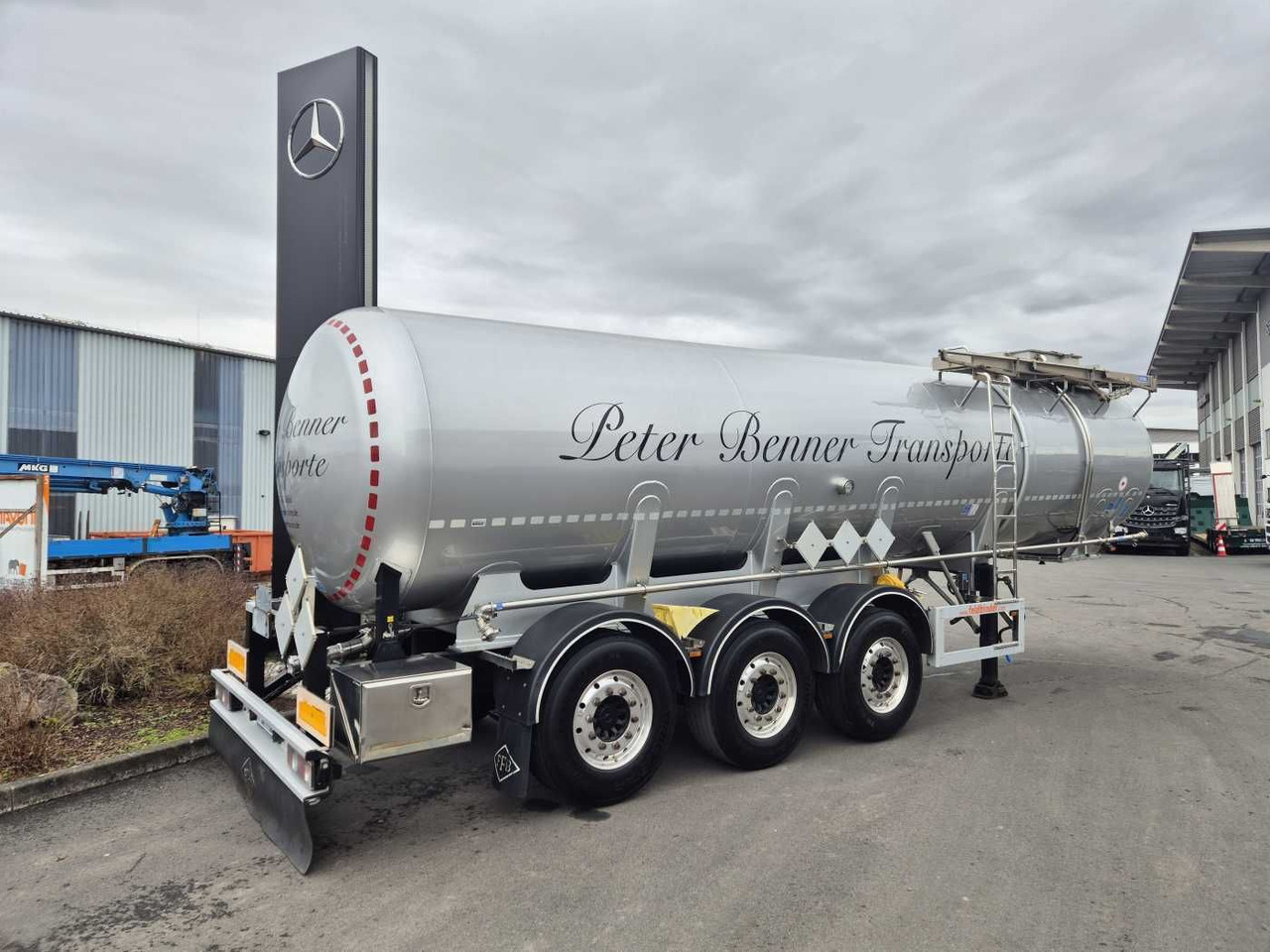 Feldbinder TSA 30.3 Gefahrgut ADR, 1 Kammer 30.000 Liter - Tankauflieger: das Bild 3 Feldbinder TSA 30.3 Gefahrgut ADR, 1 Kammer 30.000 Liter - Tankauflieger: das Bild 3