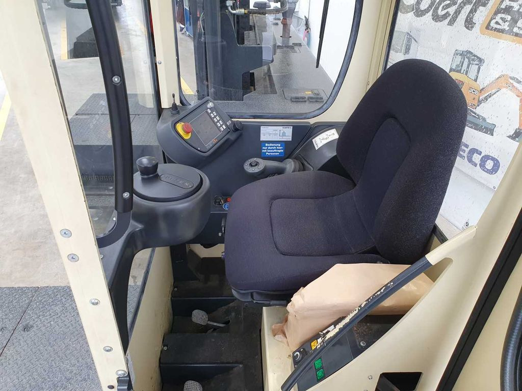 Seitenstapler Hubtex MQ 30 H Hybrid / 748h! / Diesel + Elektro: das Bild 10