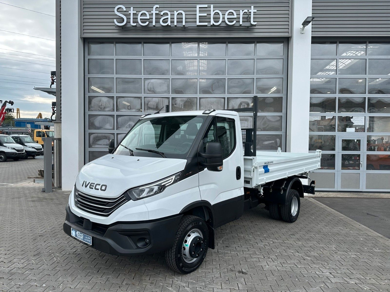 Iveco 70C18H 3-S.-Kipper Meiller *R3.450mm*2xAHK* - Kipper Transporter: das Bild 1 Iveco 70C18H 3-S.-Kipper Meiller *R3.450mm*2xAHK* - Kipper Transporter: das Bild 1