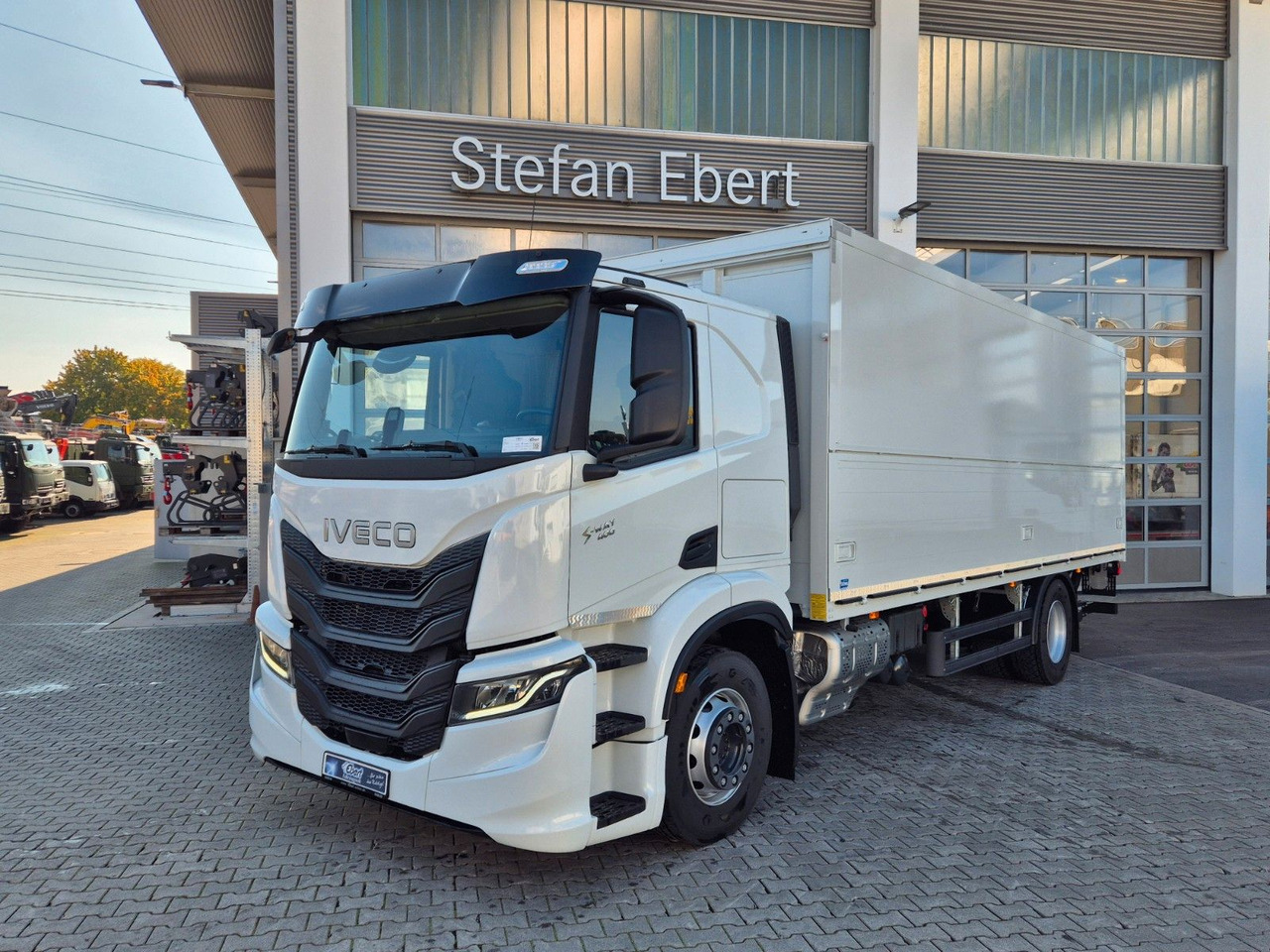 Iveco AT190S40/FP Böse Schwenkwand LBW AHK - Koffer LKW: das Bild 1 Iveco AT190S40/FP Böse Schwenkwand LBW AHK - Koffer LKW: das Bild 1