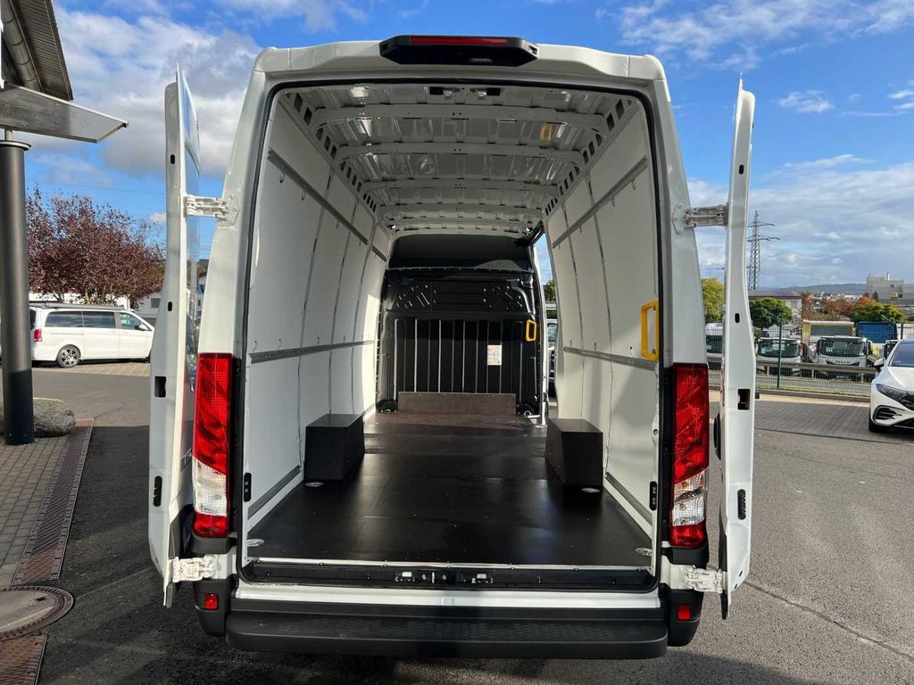 Iveco Daily 35S16 A8V *R4.100mm*Automatik*Navi* - Kastenwagen: das Bild 5 Iveco Daily 35S16 A8V *R4.100mm*Automatik*Navi* - Kastenwagen: das Bild 5