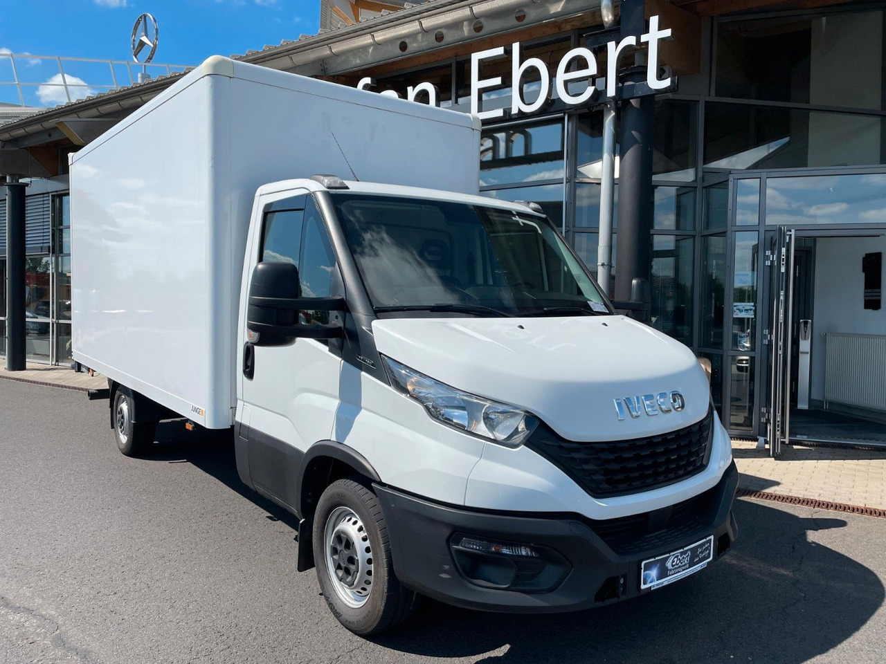 Iveco Daily 35S16 *Koffer*LBW*Klima* - Koffer Transporter: das Bild 1 Iveco Daily 35S16 *Koffer*LBW*Klima* - Koffer Transporter: das Bild 1