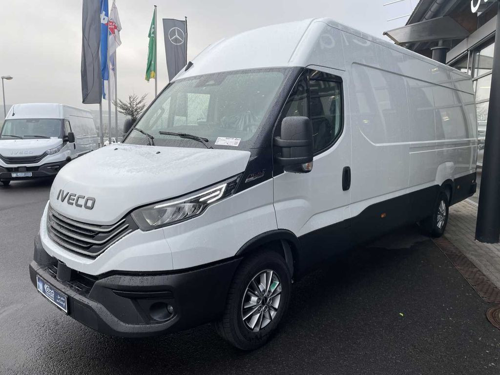 Iveco Daily 35S18 A8 3.0L *AHK*Automatik*LED*Standh* - Kastenwagen: das Bild 3 Iveco Daily 35S18 A8 3.0L *AHK*Automatik*LED*Standh* - Kastenwagen: das Bild 3