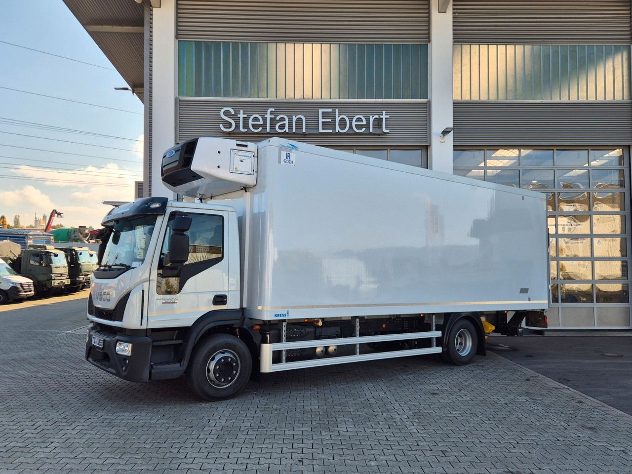 Iveco Eurocargo ML160E28/P Carrier Supra 1250 LBW Tür - Kühlkoffer LKW: das Bild 3 Iveco Eurocargo ML160E28/P Carrier Supra 1250 LBW Tür - Kühlkoffer LKW: das Bild 3