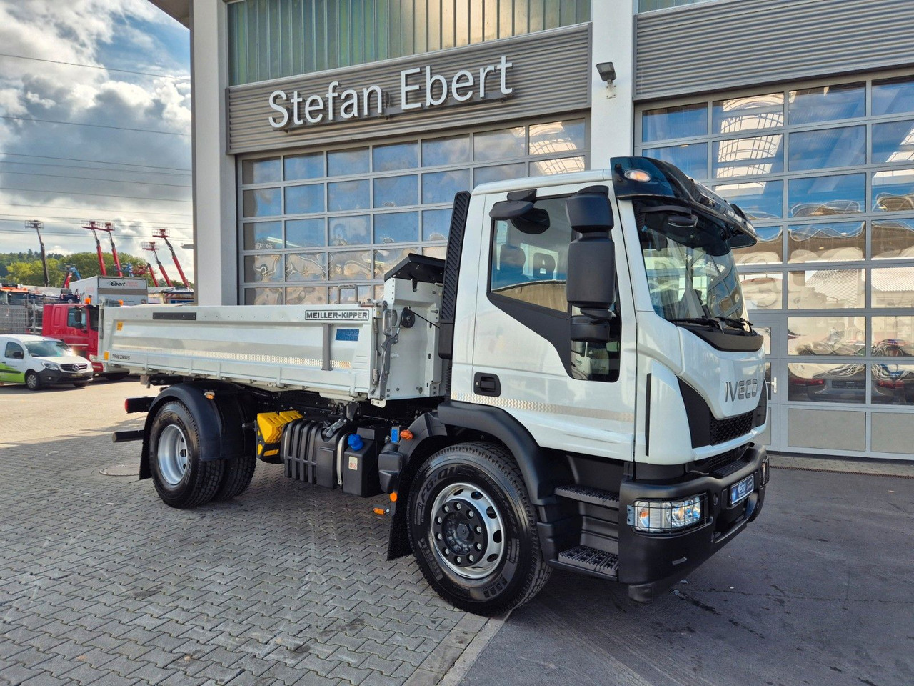 Iveco Eurocargo ML180E32K 4x2 Meiller AHK - Kipper: das Bild 5 Iveco Eurocargo ML180E32K 4x2 Meiller AHK - Kipper: das Bild 5