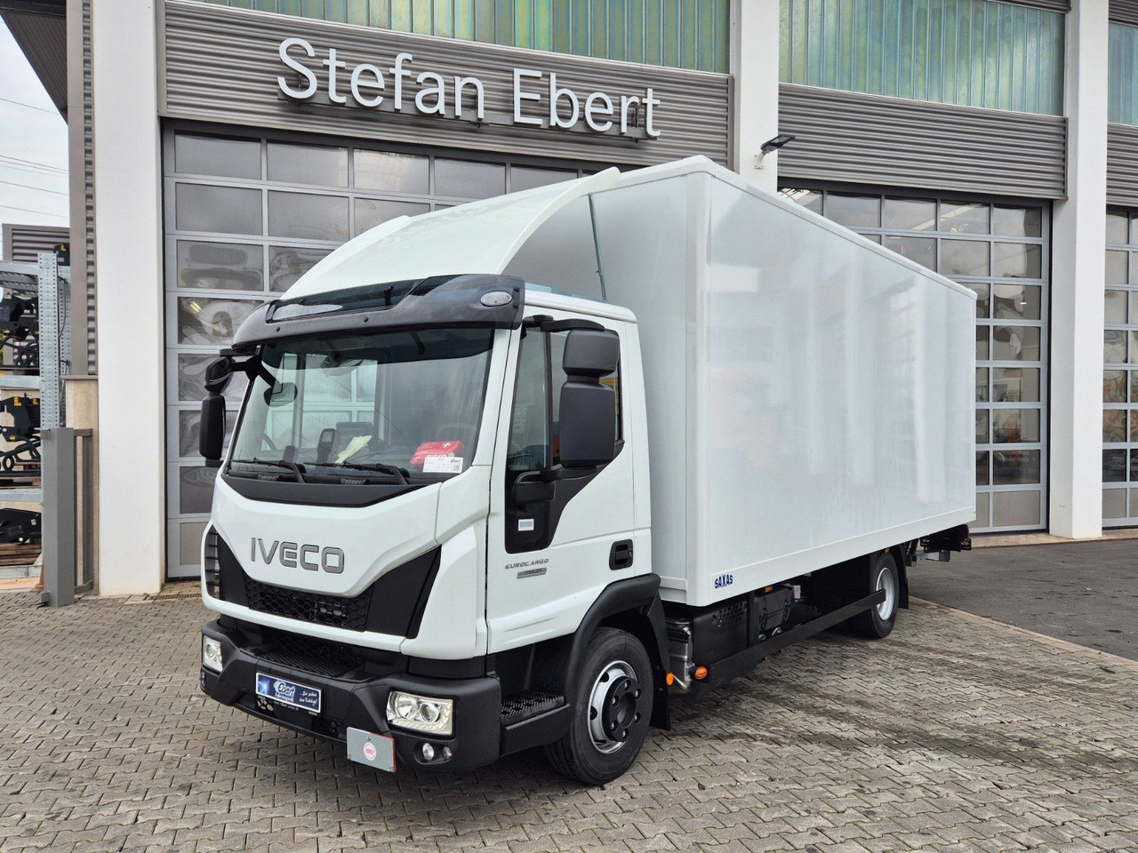 Iveco Eurocargo ML75E21/P LBW Spoiler 3 Sitze Klima - Koffer Transporter: das Bild 2 Iveco Eurocargo ML75E21/P LBW Spoiler 3 Sitze Klima - Koffer Transporter: das Bild 2