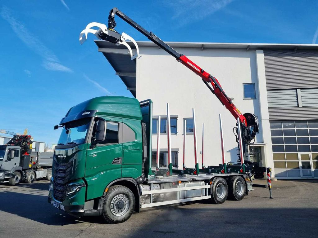 Iveco X-Way AS300X57 Z/P HR ON+ 6x4 (6x6 Hi Traction) Iveco X-Way AS300X57 Z/P HR ON+ 6x4 (6x6 Hi Traction) - Holztransporter, Autokran: das Bild 2 Iveco X-Way AS300X57 Z/P HR ON+ 6x4 (6x6 Hi Traction) Iveco X-Way AS300X57 Z/P HR ON+ 6x4 (6x6 Hi Traction) - Holztransporter, Autokran: das Bild 2