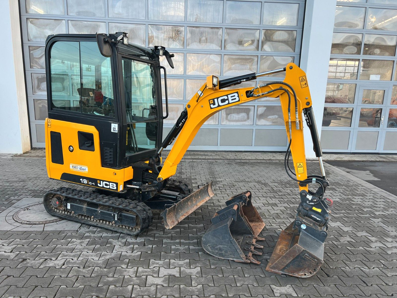 JCB 19C-1 / nur 504h! / Powertilt / 2022 - Minibagger: das Bild 2 JCB 19C-1 / nur 504h! / Powertilt / 2022 - Minibagger: das Bild 2