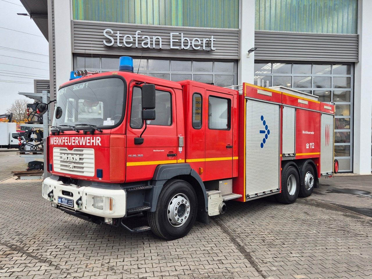 MAN FE 26.360 FNLC/L Feuerwehr Löschfahrzeug - LKW: das Bild 3 MAN FE 26.360 FNLC/L Feuerwehr Löschfahrzeug - LKW: das Bild 3