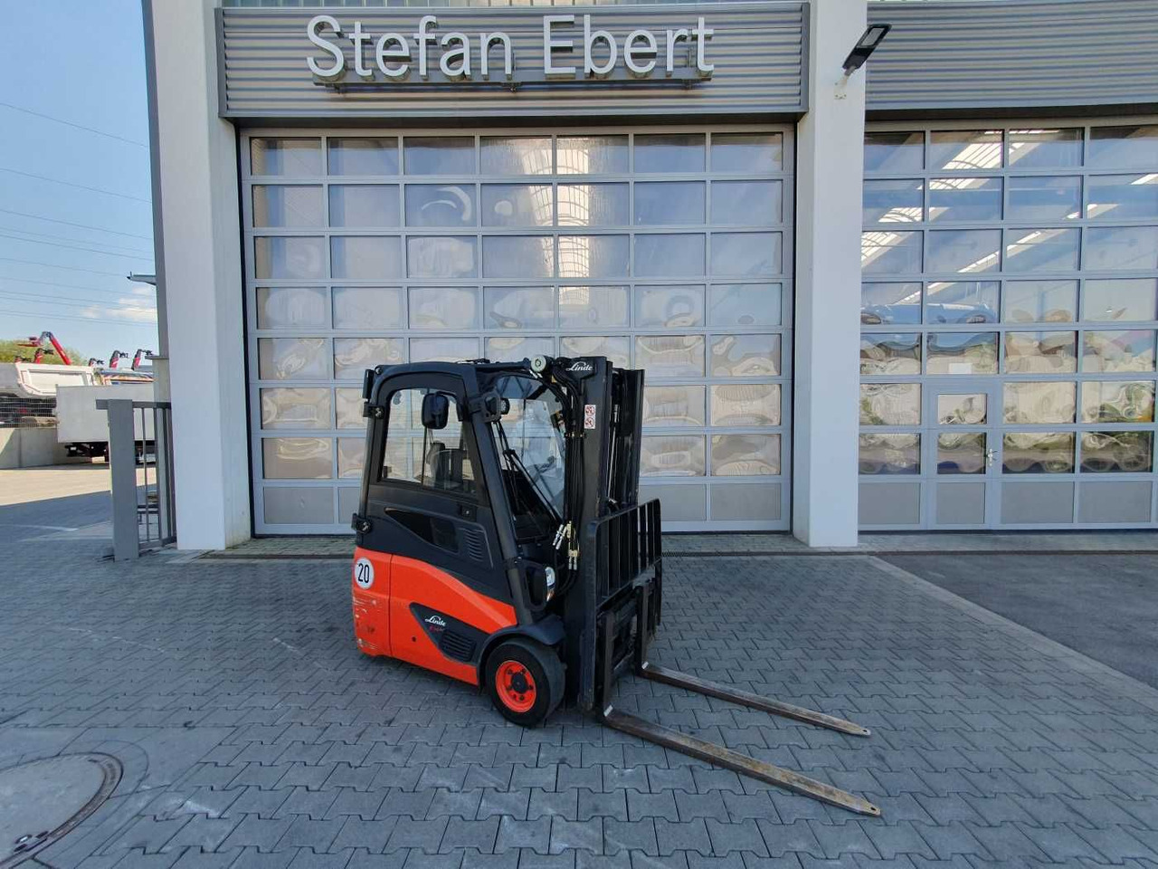 Linde E14 - 01 / Triplex: 4.10m! / SS / nur 2.899h! - Elektrostapler: das Bild 1 Linde E14 - 01 / Triplex: 4.10m! / SS / nur 2.899h! - Elektrostapler: das Bild 1