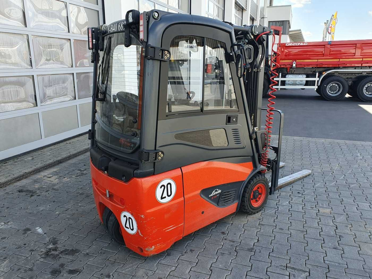 Linde E14 - 02 / Triplex: 4.00m! / SS / 855h! / 2021 - Elektrostapler: das Bild 3 Linde E14 - 02 / Triplex: 4.00m! / SS / 855h! / 2021 - Elektrostapler: das Bild 3
