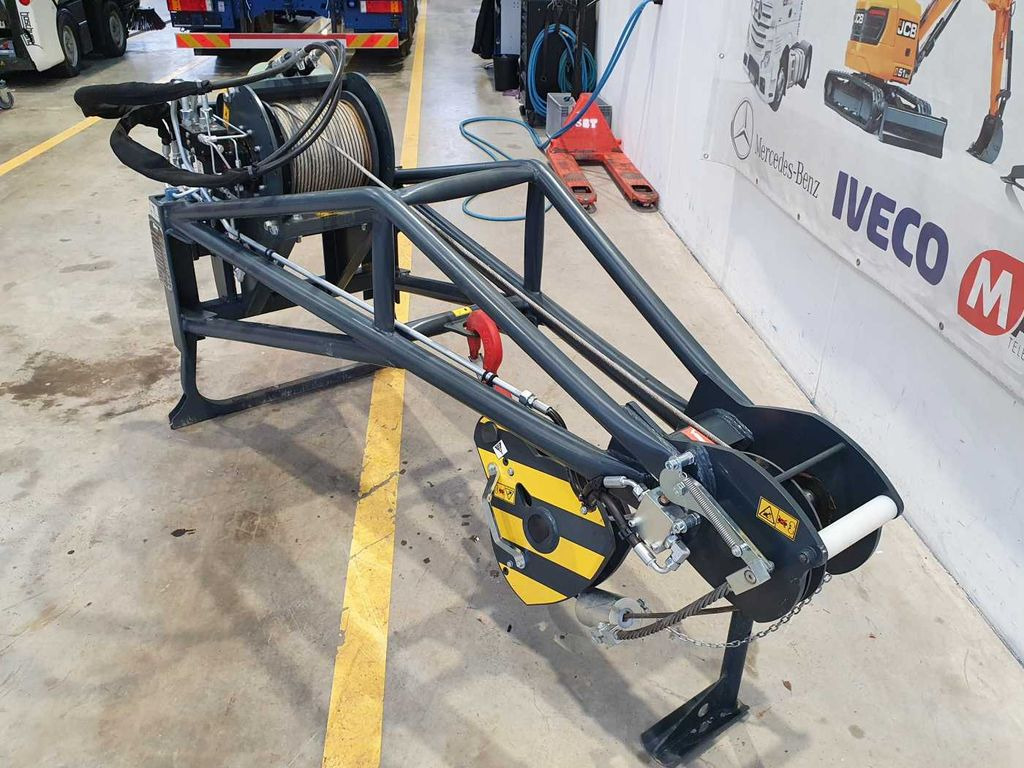 Magni Ausleger mit Seilwinde JW2000 / RTH / TH Magni Ausleger mit Seilwinde JW2000 / RTH / TH - Seilwinde: das Bild 4 Magni Ausleger mit Seilwinde JW2000 / RTH / TH Magni Ausleger mit Seilwinde JW2000 / RTH / TH - Seilwinde: das Bild 4