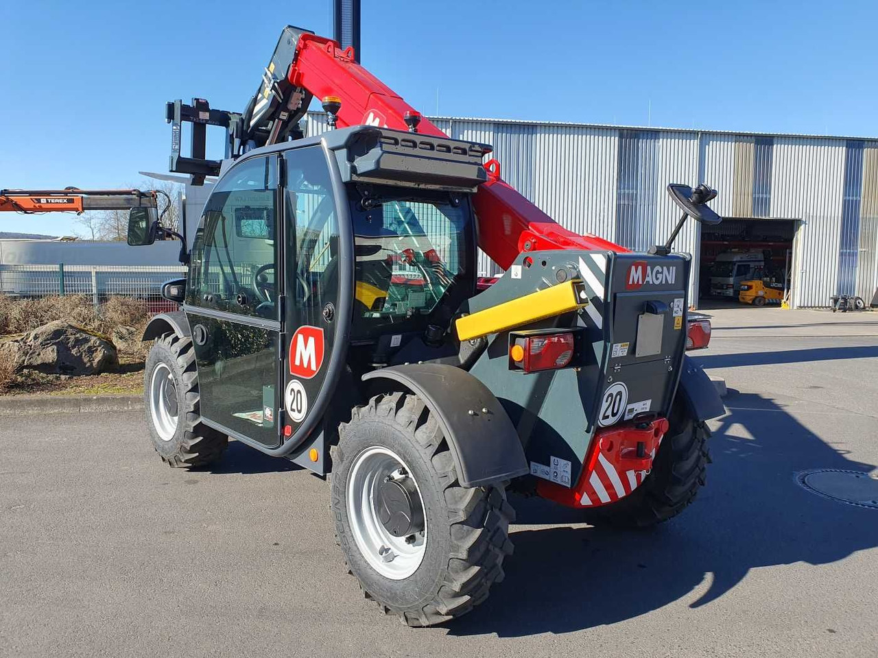 Magni TH 3.6-D5/D / 3to - 5,8m / 75PS - Teleskoplader: das Bild 4 Magni TH 3.6-D5/D / 3to - 5,8m / 75PS - Teleskoplader: das Bild 4