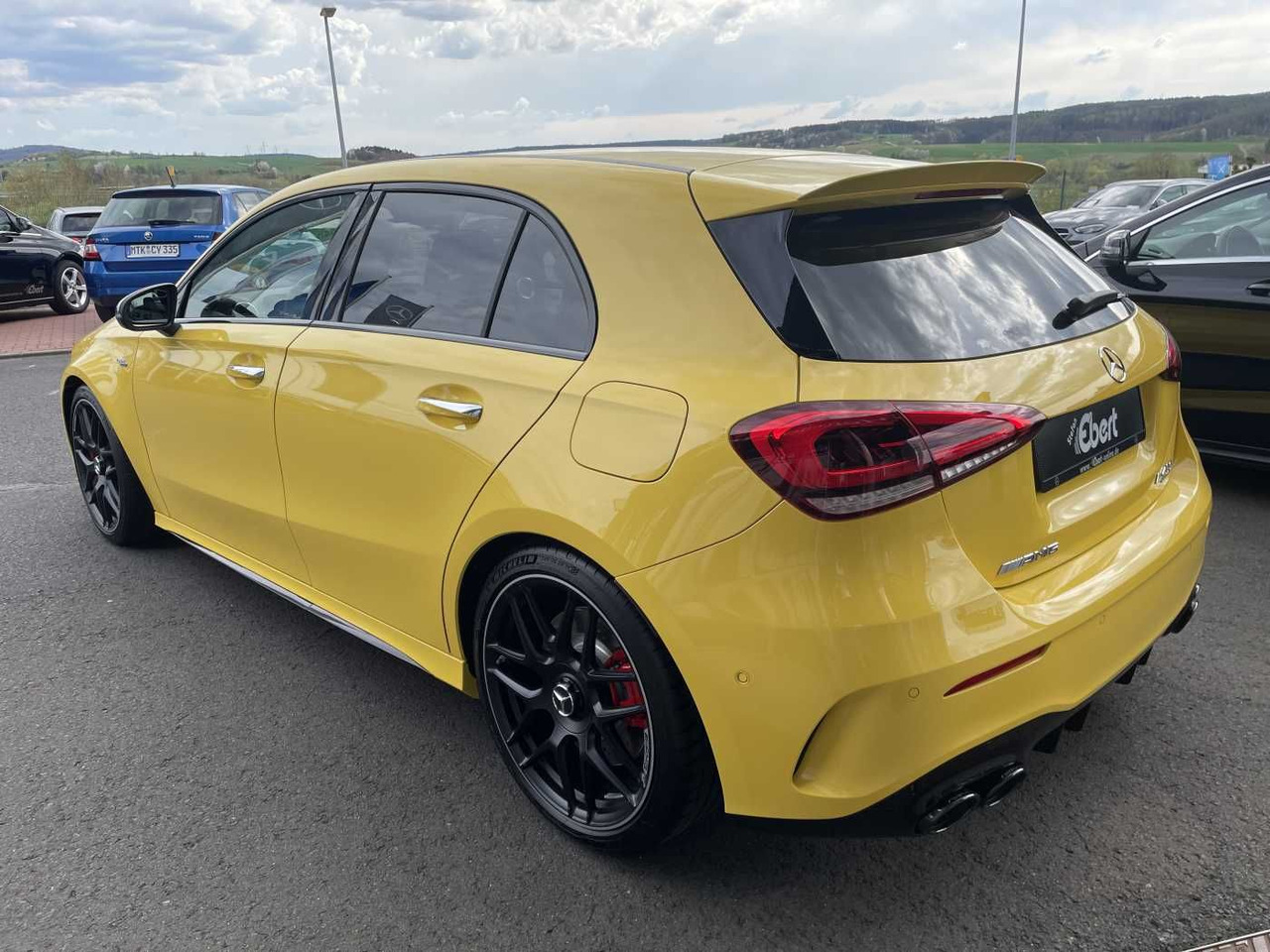 Mercedes-Benz A 45 S AMG PerfSitz+Night+PAGA+RIDE +19' - Limousine: das Bild 3 Mercedes-Benz A 45 S AMG PerfSitz+Night+PAGA+RIDE +19' - Limousine: das Bild 3