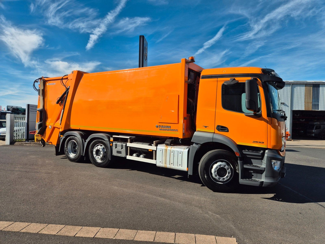Mercedes-Benz Actros 2533 L Faun Variopress II524 V19 Zoeller - Müllwagen: das Bild 5 Mercedes-Benz Actros 2533 L Faun Variopress II524 V19 Zoeller - Müllwagen: das Bild 5