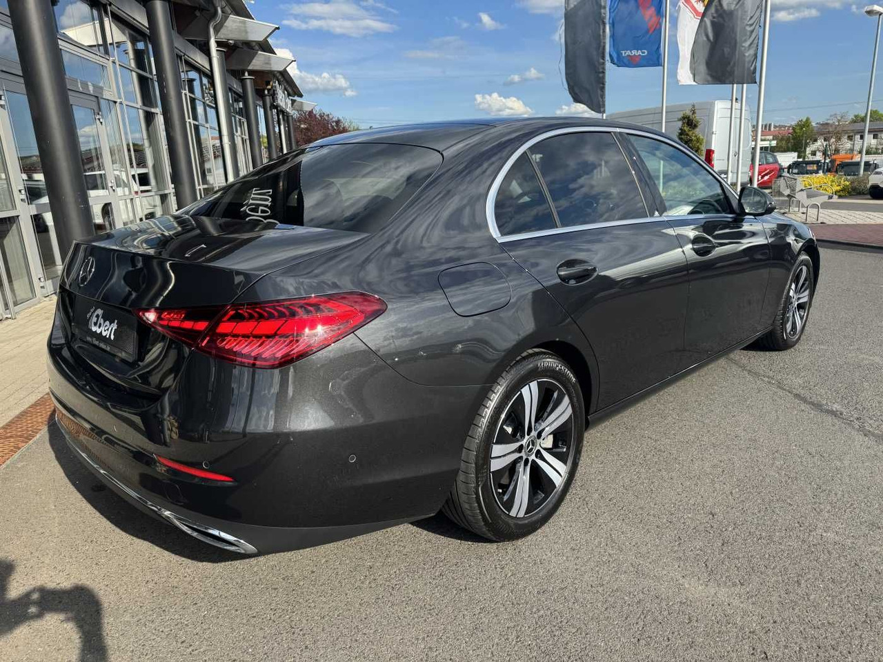 Mercedes-Benz C 200 9G Avantgarde+Pano+360+Memory+ MBUX+TotW - Limousine: das Bild 4 Mercedes-Benz C 200 9G Avantgarde+Pano+360+Memory+ MBUX+TotW - Limousine: das Bild 4