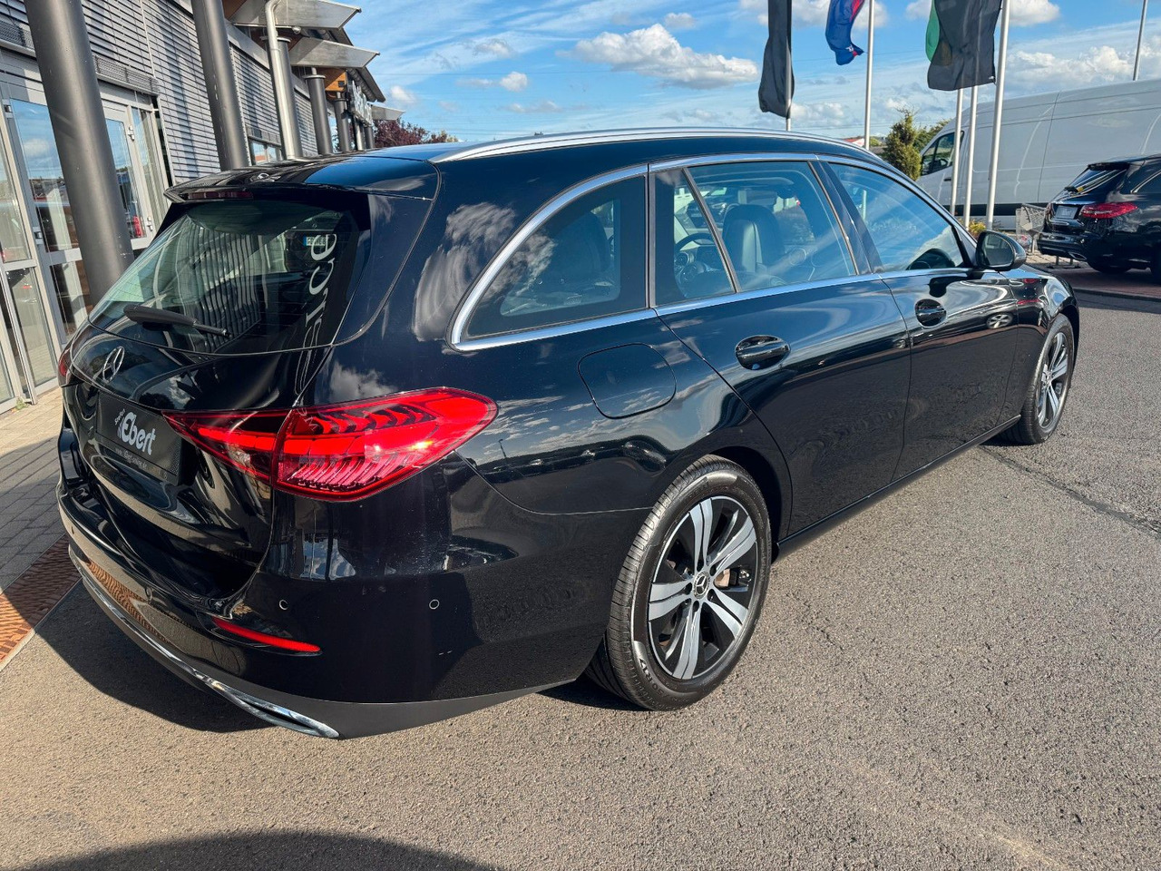 Mercedes-Benz C 300d T Avantgarde+RKamera+TotW+Ambiente - Kombi: das Bild 4 Mercedes-Benz C 300d T Avantgarde+RKamera+TotW+Ambiente - Kombi: das Bild 4