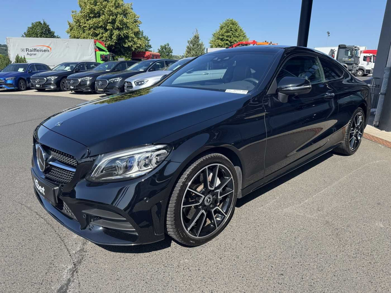 Mercedes-Benz C 400 4M AMG Coupe Pano+Burm+Distr+Memory+360 - PKW: das Bild 2 Mercedes-Benz C 400 4M AMG Coupe Pano+Burm+Distr+Memory+360 - PKW: das Bild 2
