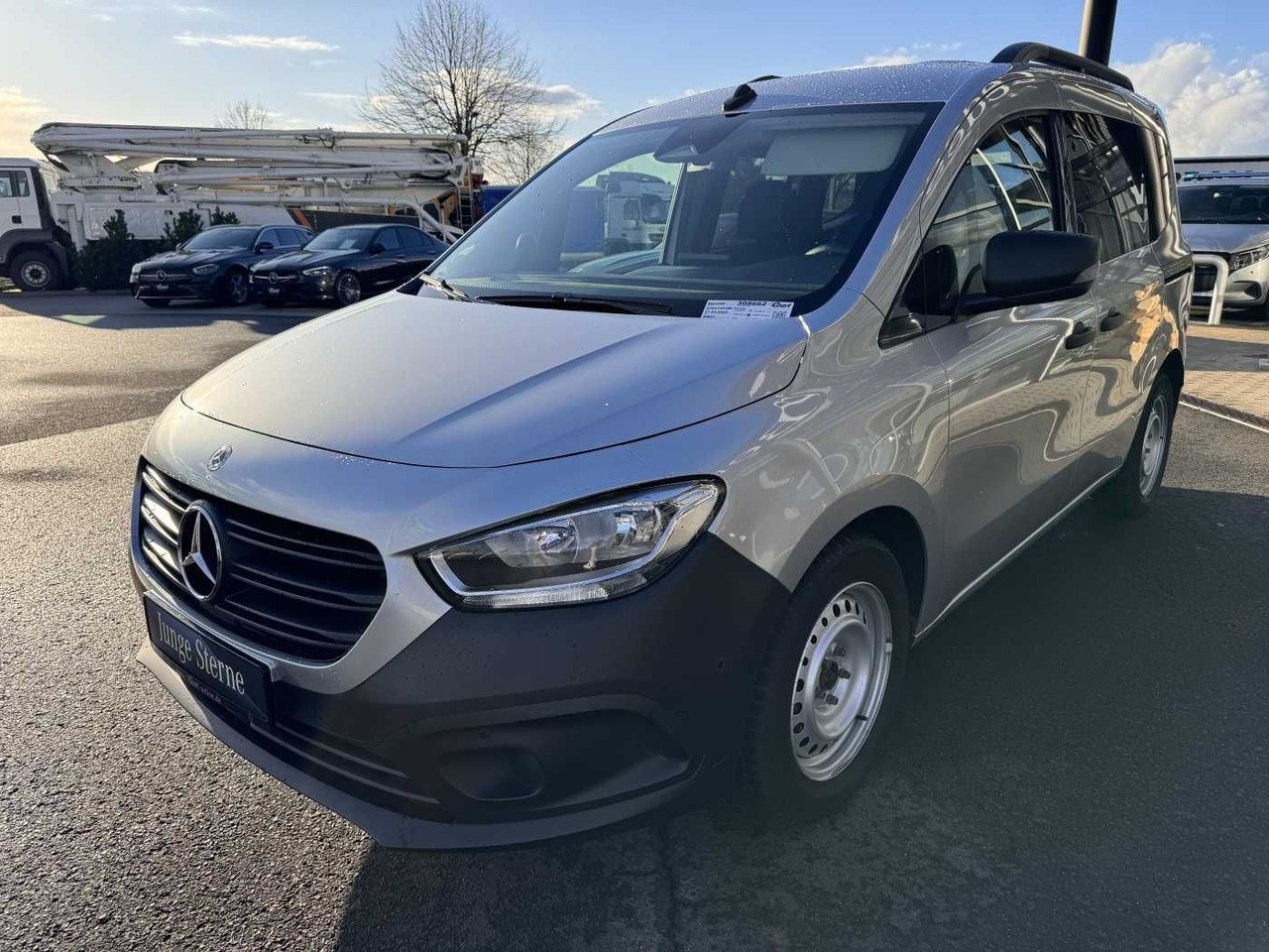 Mercedes-Benz Citan 110 CDI Tourer Klima AHK Kamera MBUX Tempo - Kleintransporter: das Bild 3 Mercedes-Benz Citan 110 CDI Tourer Klima AHK Kamera MBUX Tempo - Kleintransporter: das Bild 3