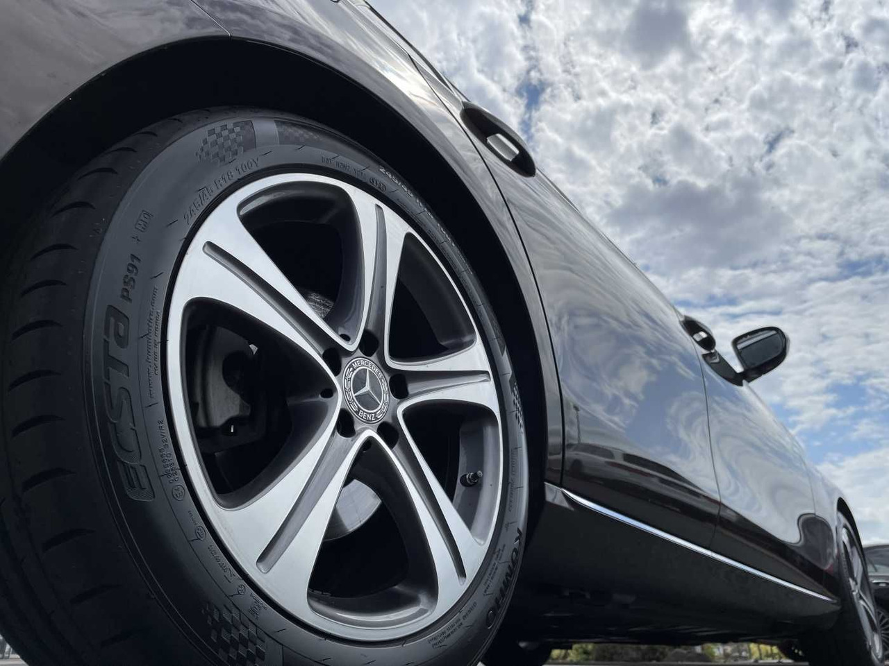 Mercedes-Benz E 220 d T 9G Avantgarde AHK+Memory+ Distr+R-Kame - PKW: das Bild 5 Mercedes-Benz E 220 d T 9G Avantgarde AHK+Memory+ Distr+R-Kame - PKW: das Bild 5