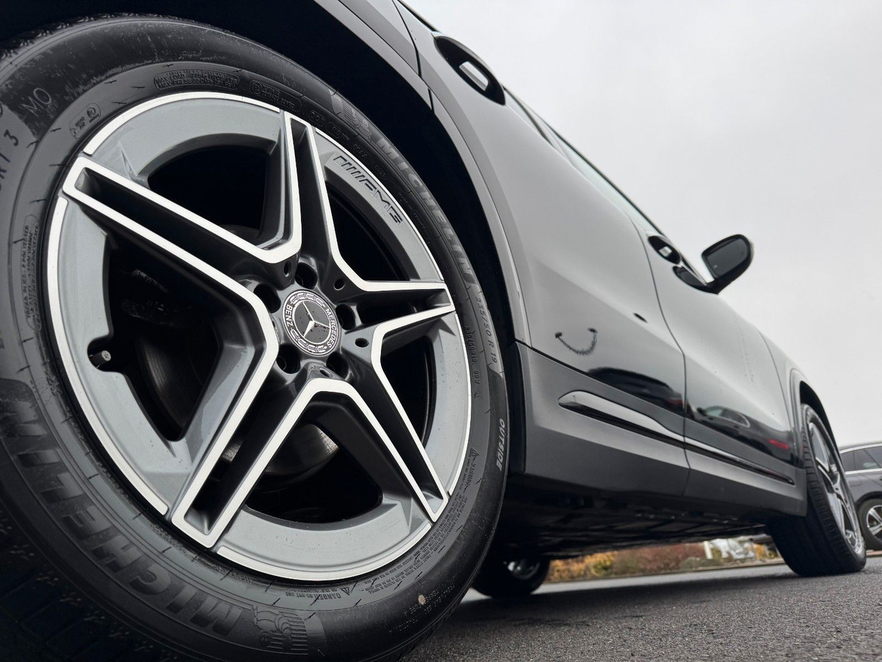 Mercedes-Benz GLA 200 AMG+Pano+Distr+Ambiente+Multibeam+ - SUV/ Geländewagen: das Bild 5 Mercedes-Benz GLA 200 AMG+Pano+Distr+Ambiente+Multibeam+ - SUV/ Geländewagen: das Bild 5