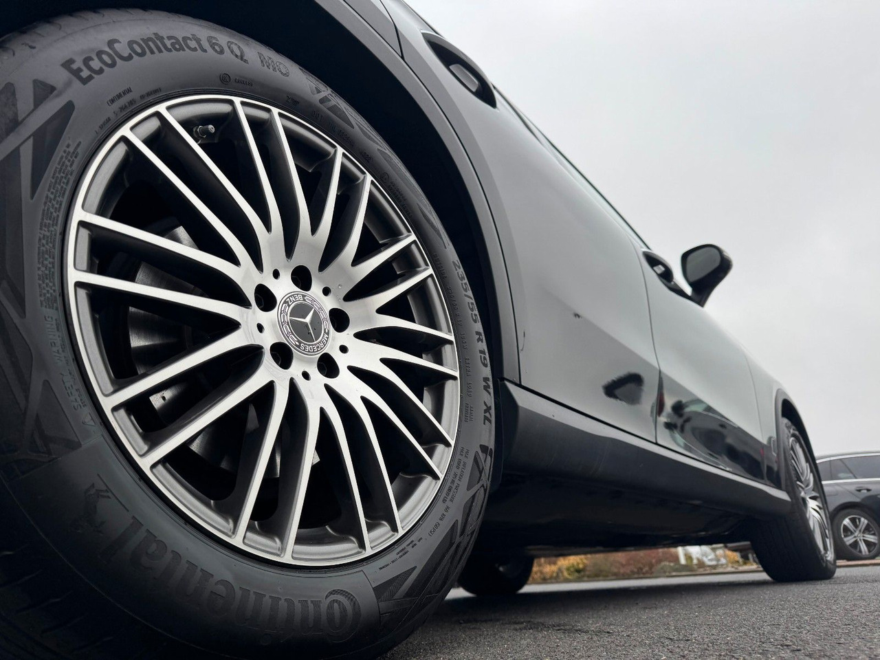 Mercedes-Benz GLC 220d 4M AMG+AHK+Burm+STH+360+Night - SUV/ Geländewagen: das Bild 5 Mercedes-Benz GLC 220d 4M AMG+AHK+Burm+STH+360+Night - SUV/ Geländewagen: das Bild 5