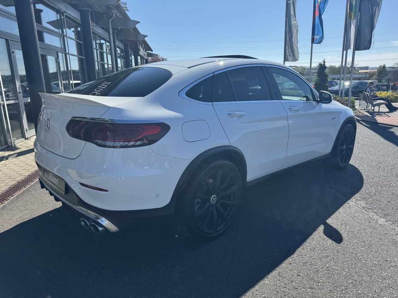 Mercedes-Benz GLC 43 AMG Coupe AirM+Memory+RFK+ SPUR+TOTW+ESD - PKW: das Bild 4 Mercedes-Benz GLC 43 AMG Coupe AirM+Memory+RFK+ SPUR+TOTW+ESD - PKW: das Bild 4