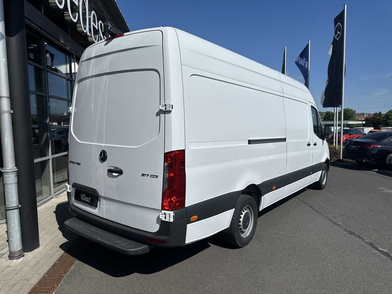 Mercedes-Benz Sprinter 317 CDI 4325 9G Klima Kamera Schwing - Kastenwagen: das Bild 4 Mercedes-Benz Sprinter 317 CDI 4325 9G Klima Kamera Schwing - Kastenwagen: das Bild 4