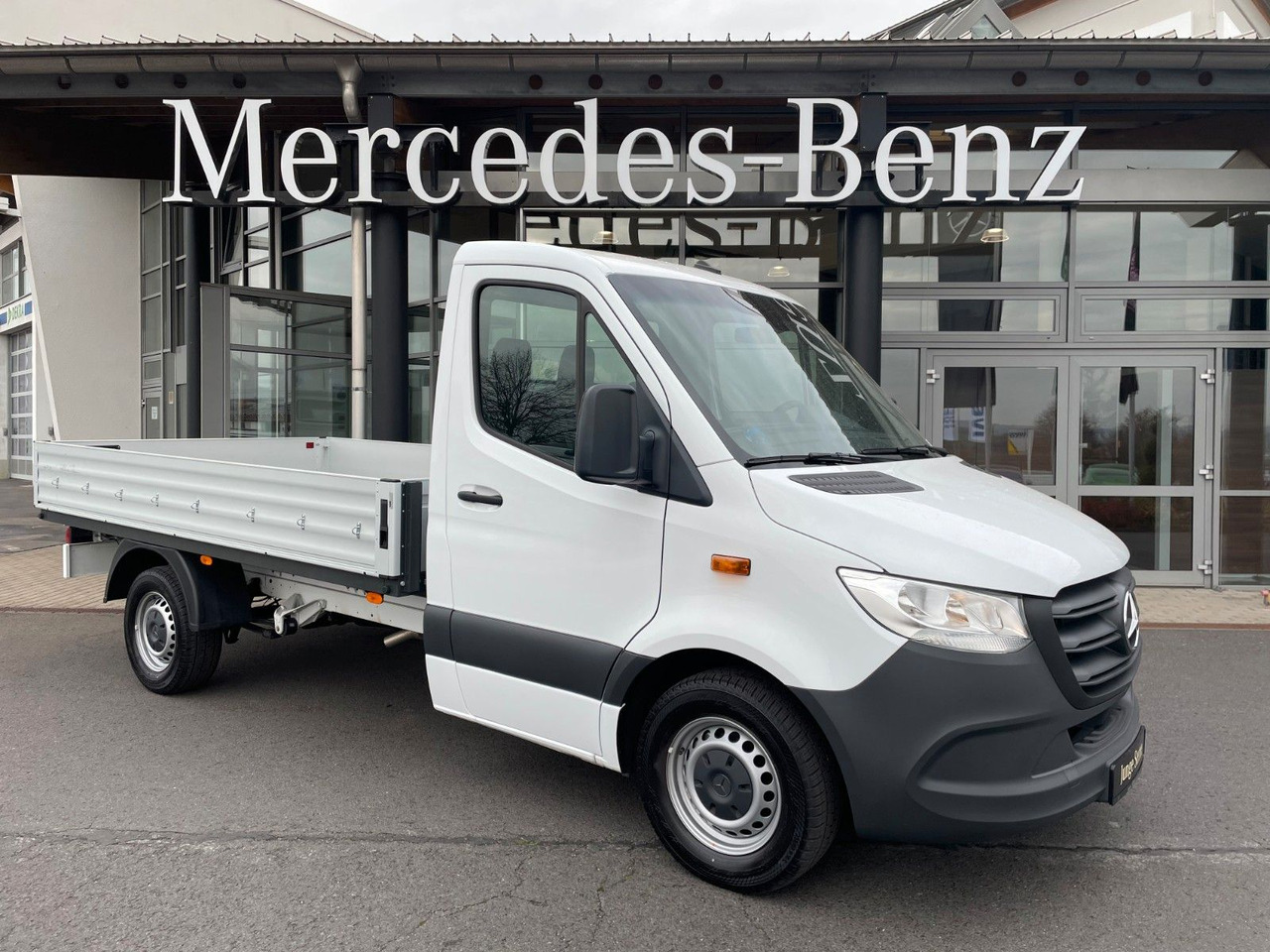Mercedes-Benz Sprinter 317 CDI 9G 3665 Klima - Pritsche Transporter: das Bild 1 Mercedes-Benz Sprinter 317 CDI 9G 3665 Klima - Pritsche Transporter: das Bild 1