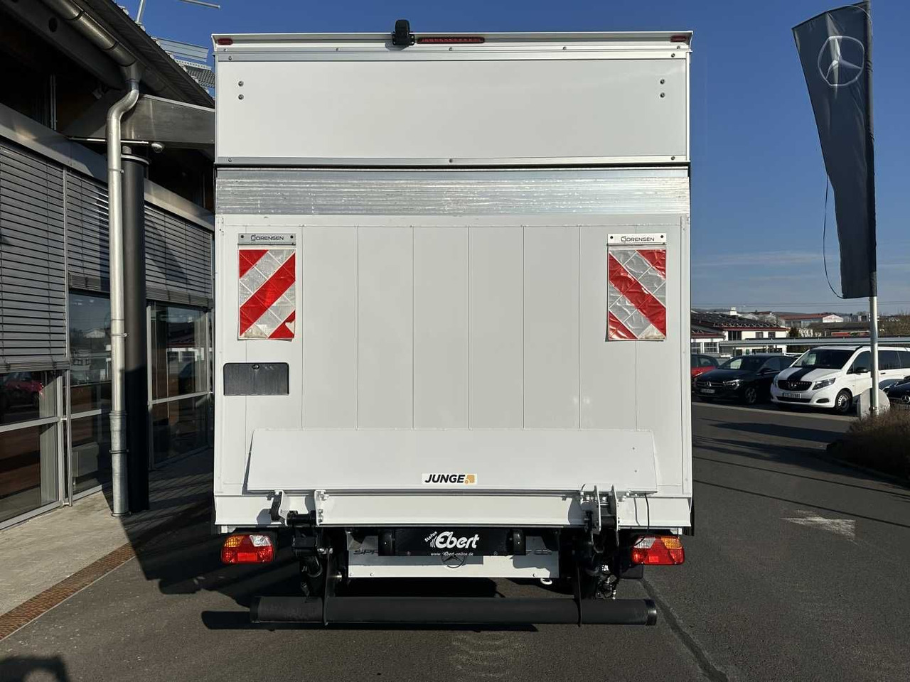 Mercedes-Benz Sprinter 317 CDI Koffer LBW Klima Kamera SHZ - Koffer Transporter: das Bild 5 Mercedes-Benz Sprinter 317 CDI Koffer LBW Klima Kamera SHZ - Koffer Transporter: das Bild 5
