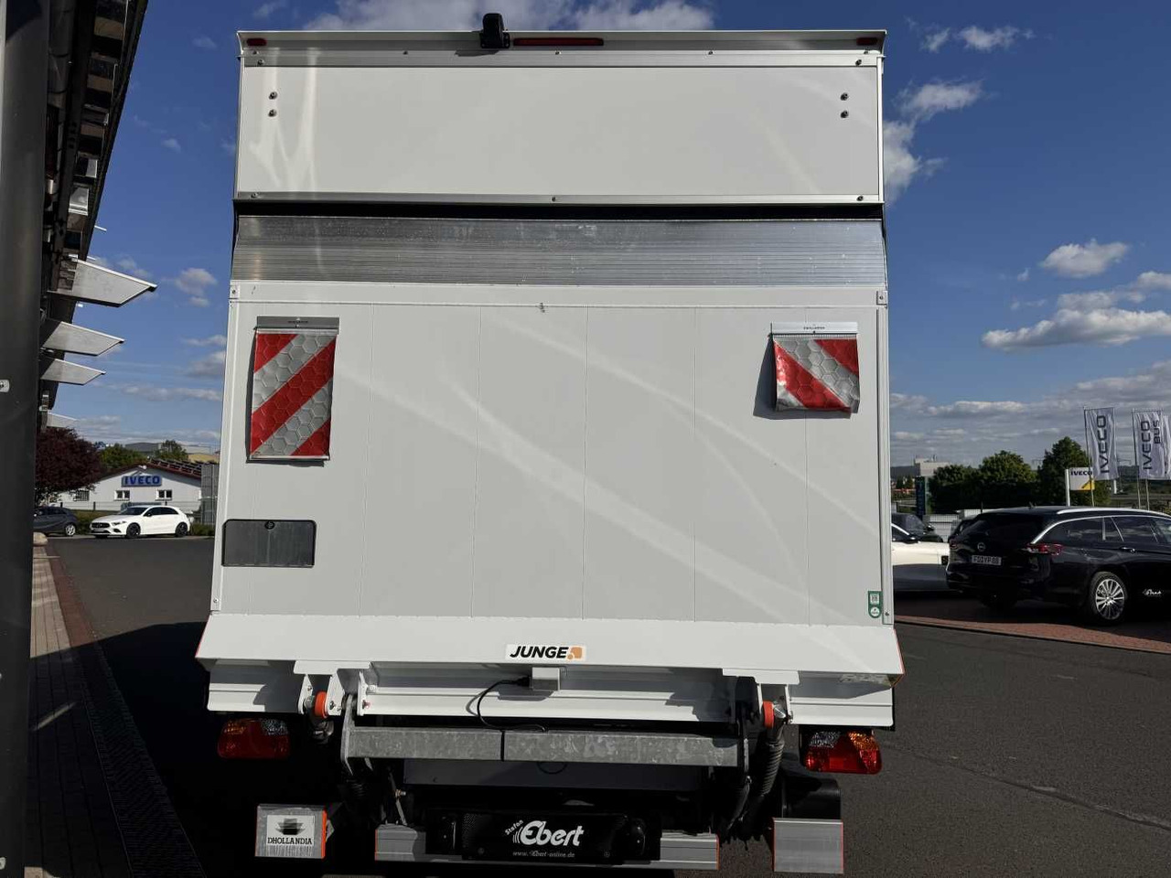 Mercedes-Benz Sprinter 317 CDI Koffer LBW Schwing Klima Kamera - Koffer Transporter: das Bild 5 Mercedes-Benz Sprinter 317 CDI Koffer LBW Schwing Klima Kamera - Koffer Transporter: das Bild 5