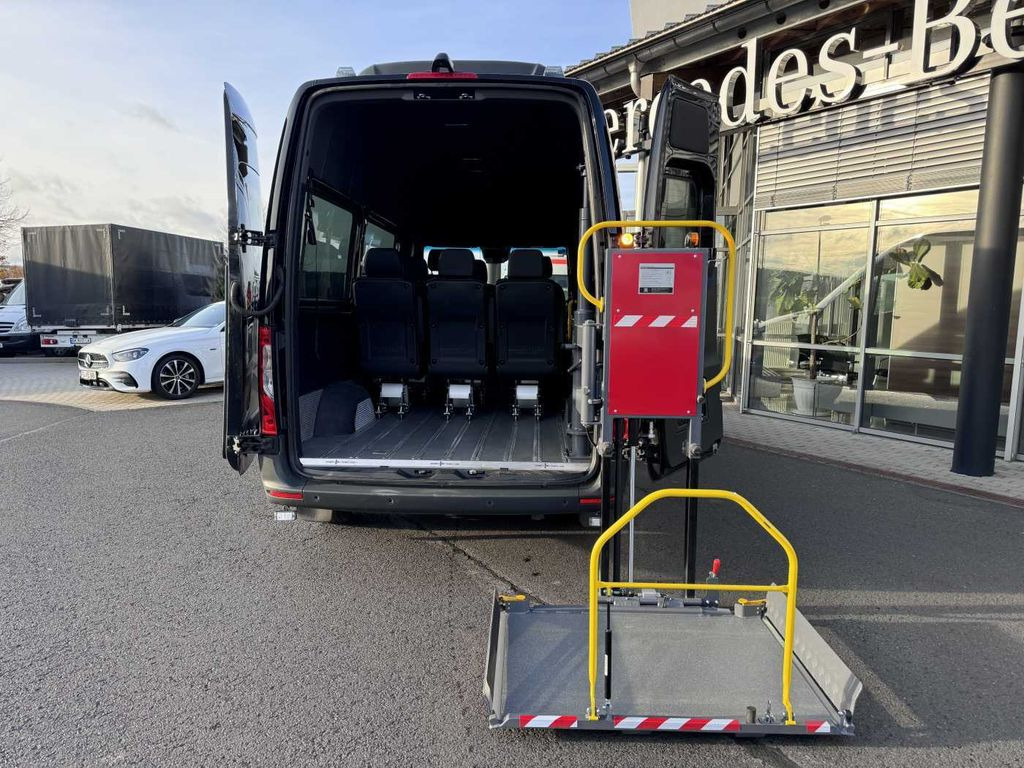 Mercedes-Benz Sprinter 317 CDI Rollstuhl-/Behinderten-Lift AMF - Krankenwagen: das Bild 2 Mercedes-Benz Sprinter 317 CDI Rollstuhl-/Behinderten-Lift AMF - Krankenwagen: das Bild 2