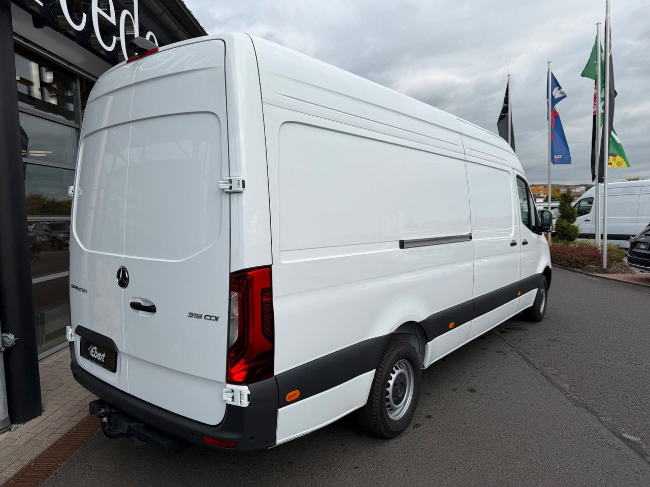 Mercedes-Benz Sprinter 319 CDI 4325 DISTRONIC Klima AHK - Kastenwagen: das Bild 4 Mercedes-Benz Sprinter 319 CDI 4325 DISTRONIC Klima AHK - Kastenwagen: das Bild 4