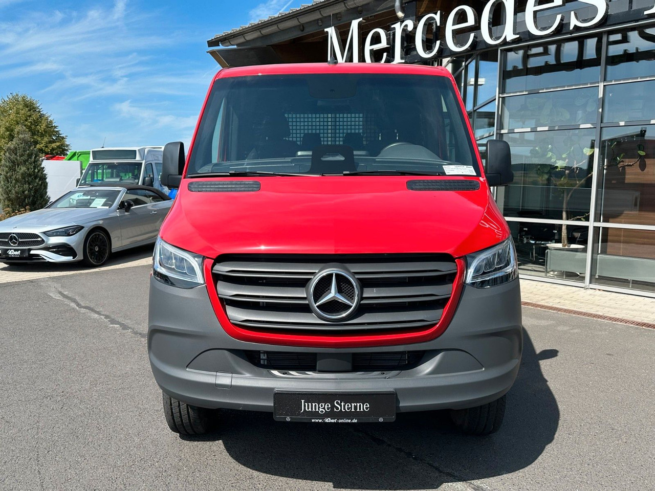 Mercedes-Benz Sprinter 319 CDI 4x4 DoKa Klima AHK3,5to - Pritsche Transporter, Transporter mit Doppelkabine: das Bild 2 Mercedes-Benz Sprinter 319 CDI 4x4 DoKa Klima AHK3,5to - Pritsche Transporter, Transporter mit Doppelkabine: das Bild 2