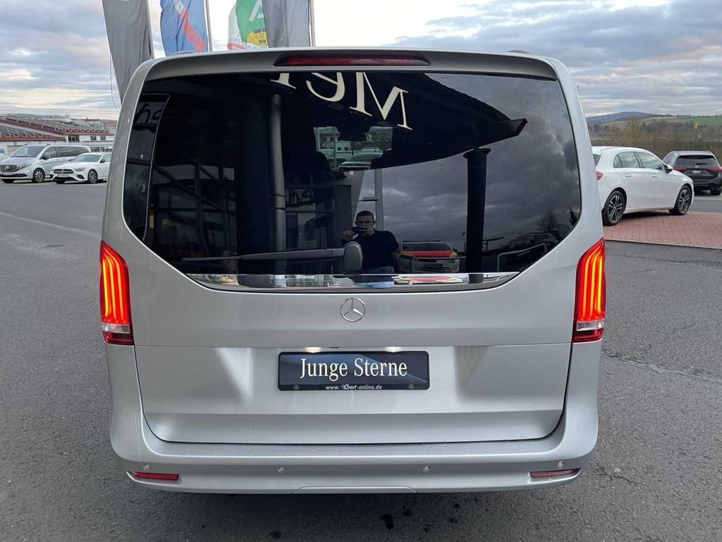 Mercedes-Benz V 300 d EXCLUSIVE ED AMG Panorama AHK2,5 DISTRON Mercedes-Benz V 300 d EXCLUSIVE ED AMG Panorama AHK2,5 DISTRON - PKW: das Bild 4 Mercedes-Benz V 300 d EXCLUSIVE ED AMG Panorama AHK2,5 DISTRON Mercedes-Benz V 300 d EXCLUSIVE ED AMG Panorama AHK2,5 DISTRON - PKW: das Bild 4