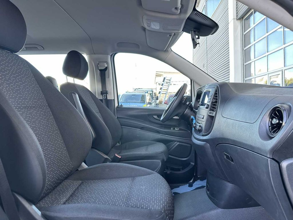 Kleintransporter, Transporter mit Doppelkabine Mercedes-Benz Vito 116 CDI Mixto 9G Klima Kamera SHZ Audio40: das Bild 8