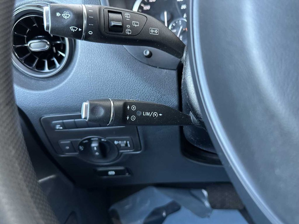 Kleintransporter, Transporter mit Doppelkabine Mercedes-Benz Vito 116 CDI Mixto 9G Klima Kamera SHZ Audio40: das Bild 14
