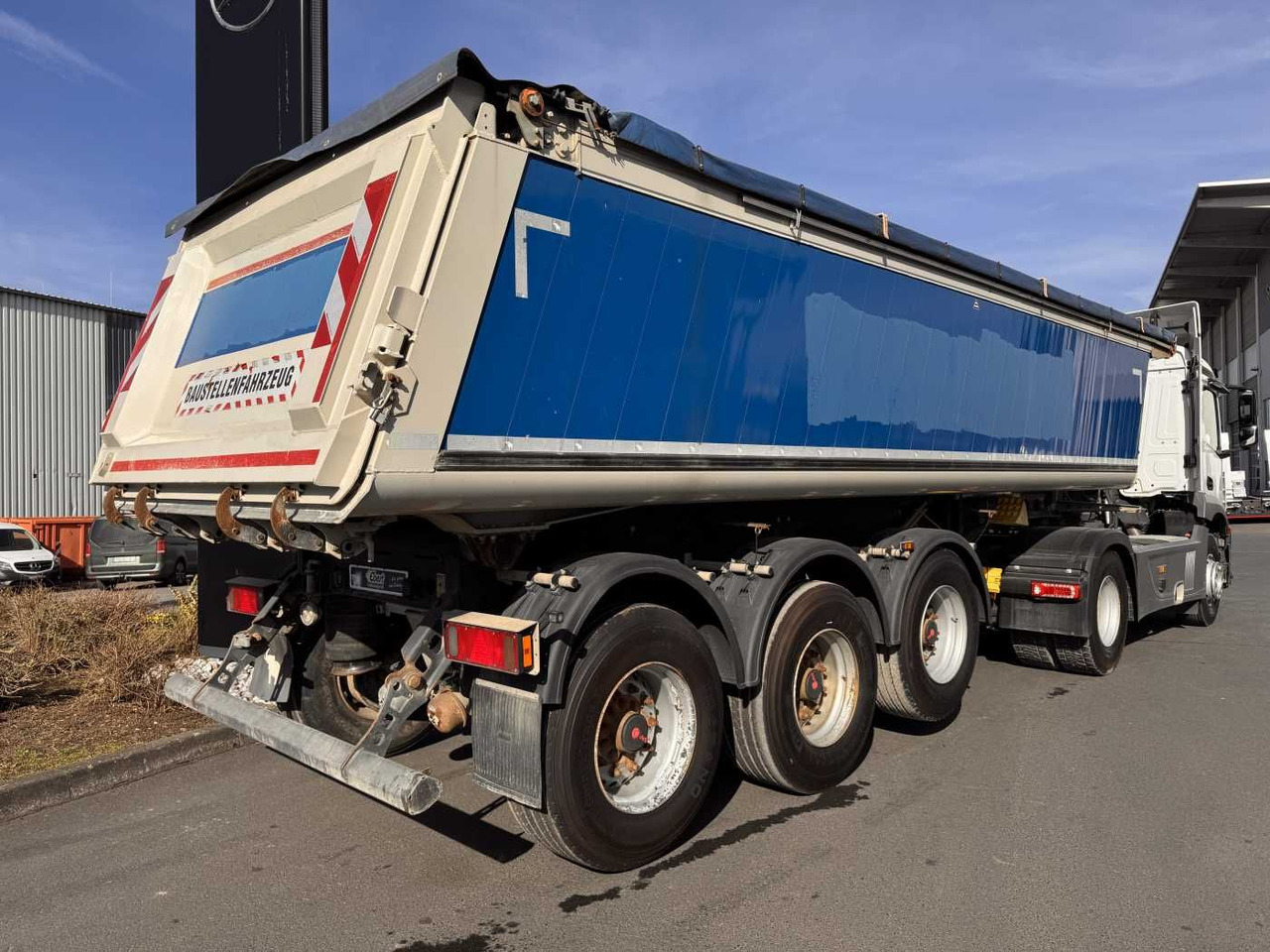 Schmitz Cargobull SGF*S3 SKI 24 SL 7.2 Mulde 23m³ Liftachse 5x Schmitz Cargobull SGF*S3 SKI 24 SL 7.2 Alu-Mulde 23m³ Liftachse - Kipper Auflieger: das Bild 1 Schmitz Cargobull SGF*S3 SKI 24 SL 7.2 Mulde 23m³ Liftachse 5x Schmitz Cargobull SGF*S3 SKI 24 SL 7.2 Alu-Mulde 23m³ Liftachse - Kipper Auflieger: das Bild 1