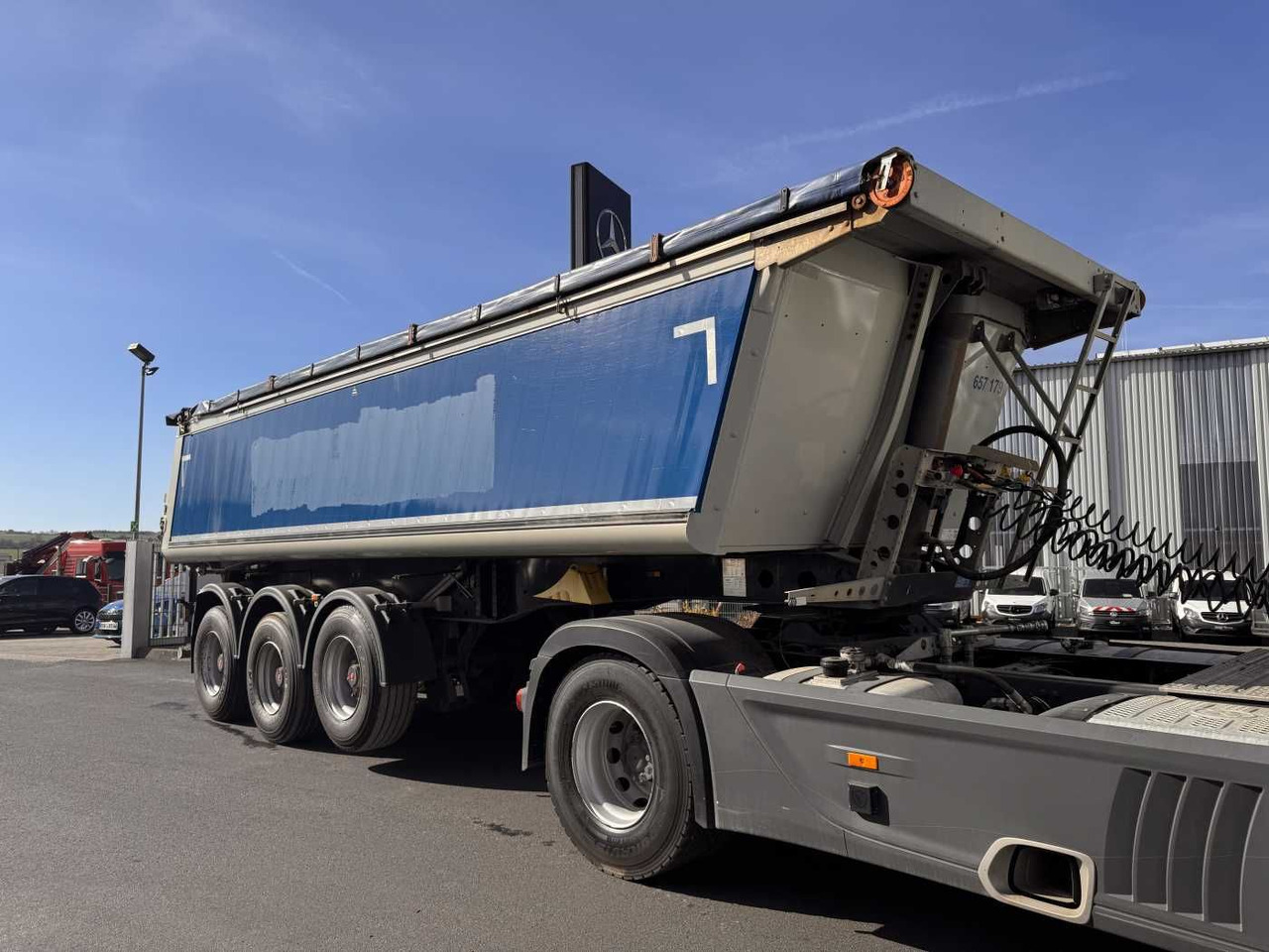 Schmitz Cargobull SGF*S3 SKI 24 SL 7.2 Mulde 23m³ Liftachse 5x Schmitz Cargobull SGF*S3 SKI 24 SL 7.2 Alu-Mulde 23m³ Liftachse - Kipper Auflieger: das Bild 3 Schmitz Cargobull SGF*S3 SKI 24 SL 7.2 Mulde 23m³ Liftachse 5x Schmitz Cargobull SGF*S3 SKI 24 SL 7.2 Alu-Mulde 23m³ Liftachse - Kipper Auflieger: das Bild 3