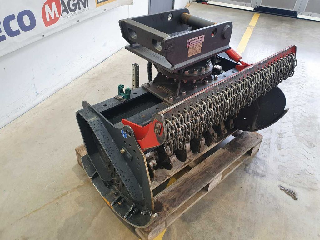 Seppi M. MINI-BMS 105 / 5-10to Forstmulcher DEMO - Forstmulcher: das Bild 4 Seppi M. MINI-BMS 105 / 5-10to Forstmulcher DEMO - Forstmulcher: das Bild 4