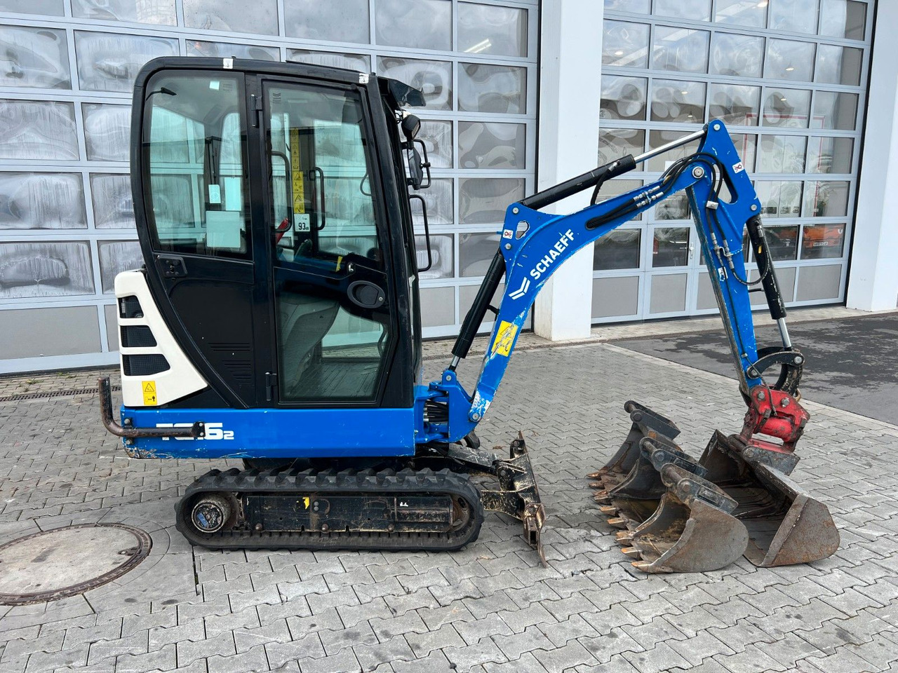 Terex TC16 / 2017 / 1.769h / Löffelpaket / Powertilt - Minibagger: das Bild 3 Terex TC16 / 2017 / 1.769h / Löffelpaket / Powertilt - Minibagger: das Bild 3