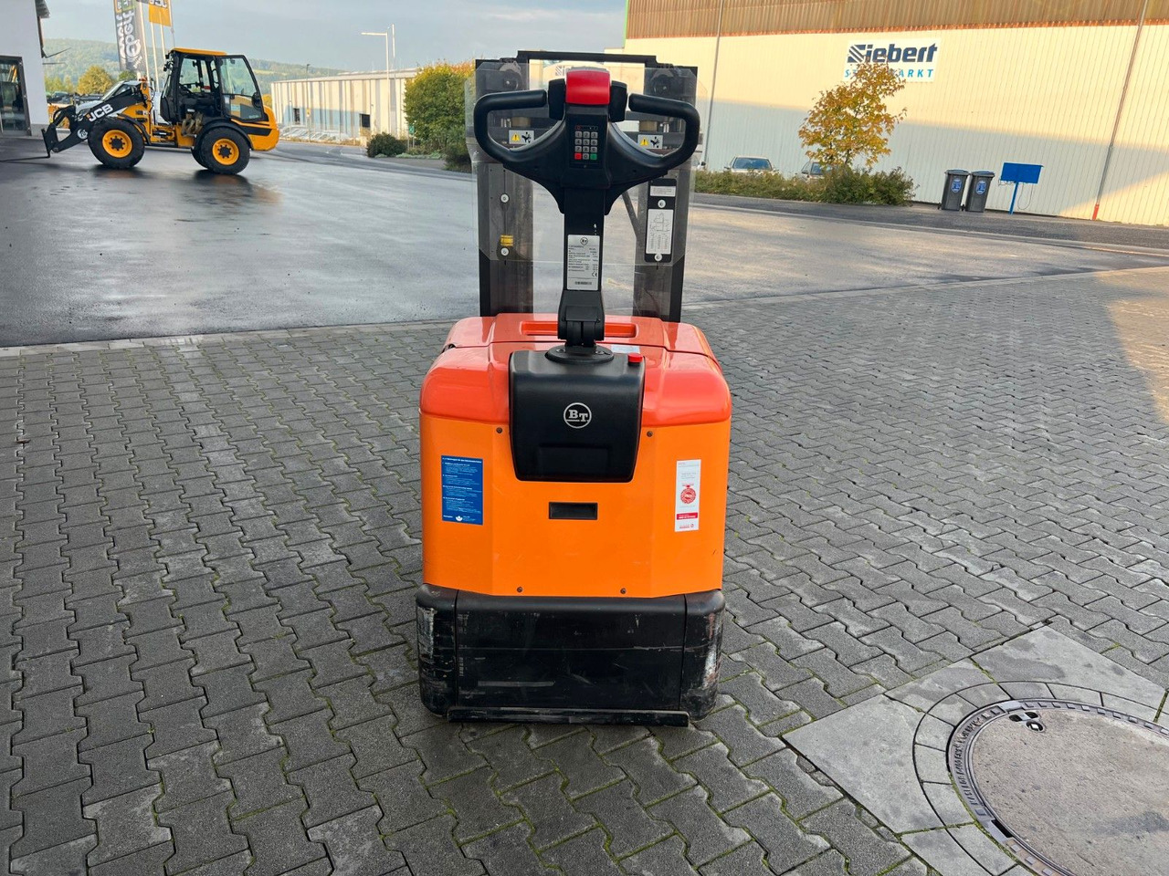 Toyota SPE 125 L / nur 382h ! / Hochhubwagen / 3.350mm - Hochhubwagen: das Bild 5 Toyota SPE 125 L / nur 382h ! / Hochhubwagen / 3.350mm - Hochhubwagen: das Bild 5