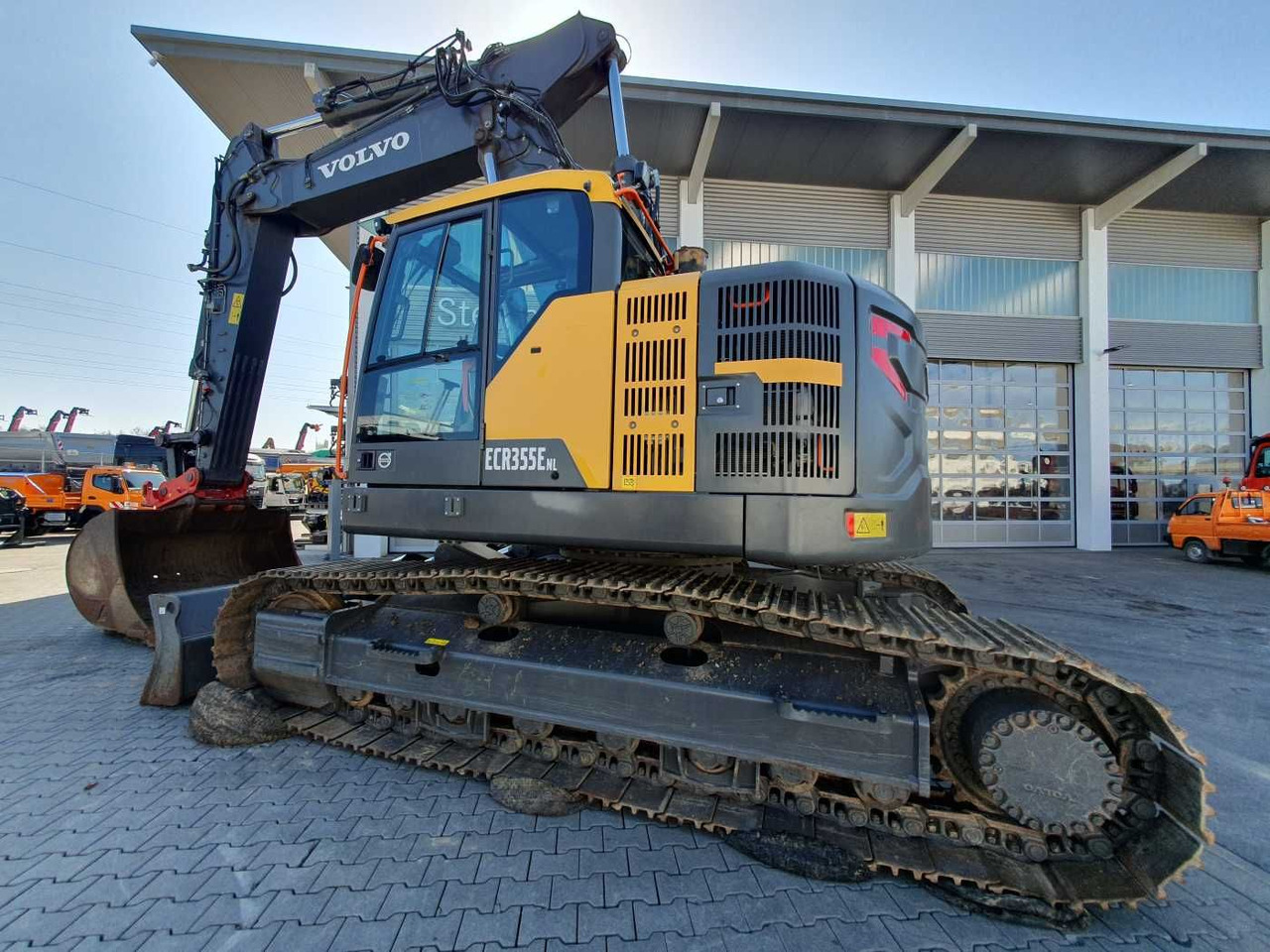 Volvo ECR 355E NL / nur 534h! / HS25 / Schild / 1x TL - Kettenbagger: das Bild 2 Volvo ECR 355E NL / nur 534h! / HS25 / Schild / 1x TL - Kettenbagger: das Bild 2