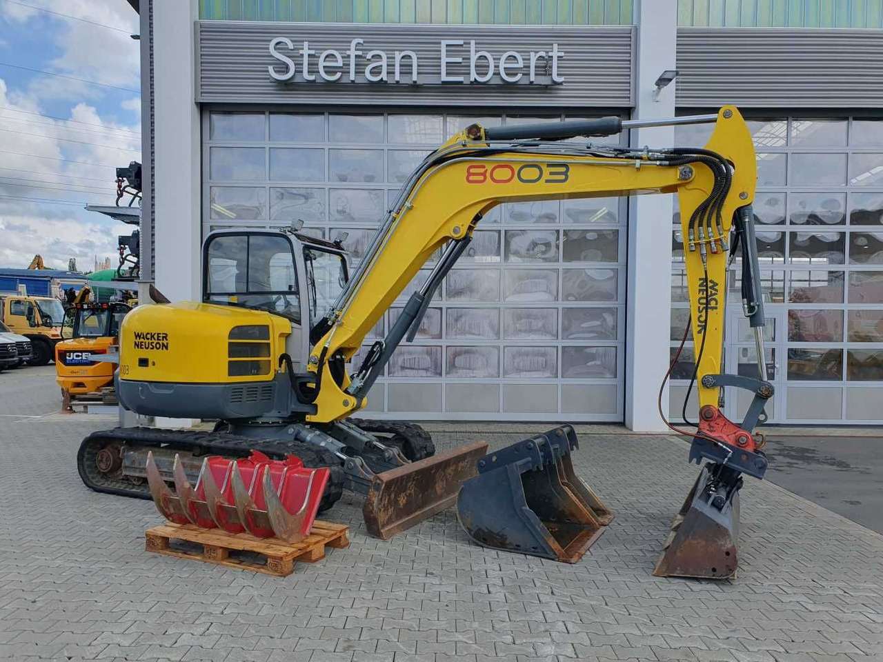 Wacker 8003 / MS08 / nur 4.035h / 2014 / Löffelpaket - Kettenbagger: das Bild 1 Wacker 8003 / MS08 / nur 4.035h / 2014 / Löffelpaket - Kettenbagger: das Bild 1