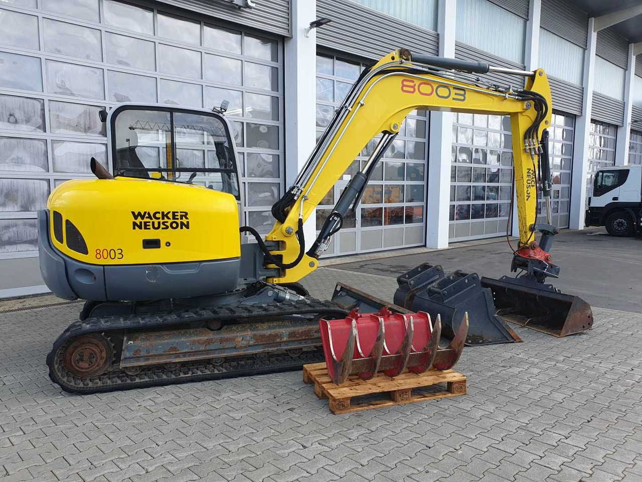 Wacker 8003 / MS08 / nur 4.035h / 2014 / Löffelpaket - Minibagger: das Bild 3 Wacker 8003 / MS08 / nur 4.035h / 2014 / Löffelpaket - Minibagger: das Bild 3