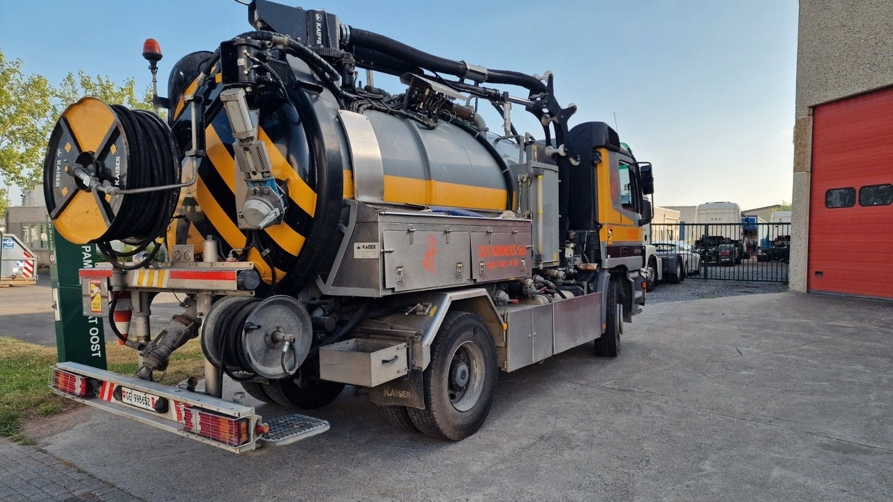 Mercedes-Benz Actros 18-40 - Saug-/ Spülfahrzeug: das Bild 4 Mercedes-Benz Actros 18-40 - Saug-/ Spülfahrzeug: das Bild 4