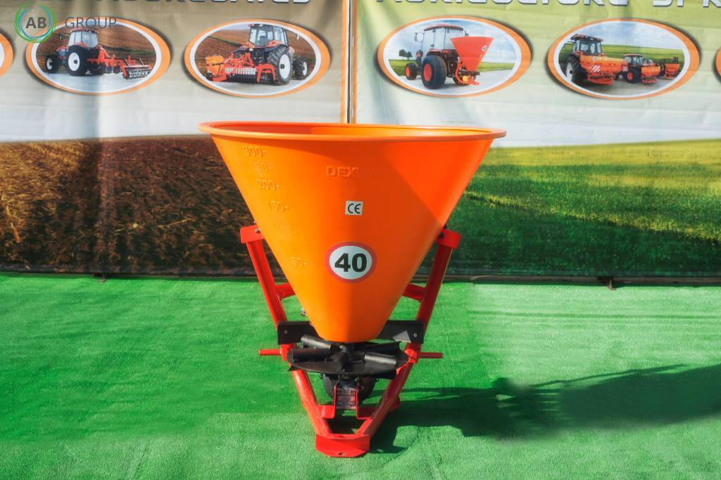 Dexwal fertilizer spreader 300 l - Düngerstreuer: das Bild 1 Dexwal fertilizer spreader 300 l - Düngerstreuer: das Bild 1