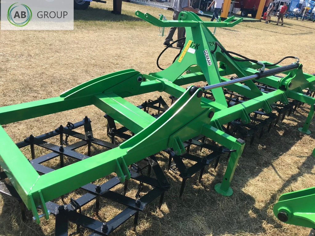Dziekan hydraulic folding meadow harrow WUKA 5m 5C20H - Wiesenschleppe: das Bild 1 Dziekan hydraulic folding meadow harrow WUKA 5m 5C20H - Wiesenschleppe: das Bild 1
