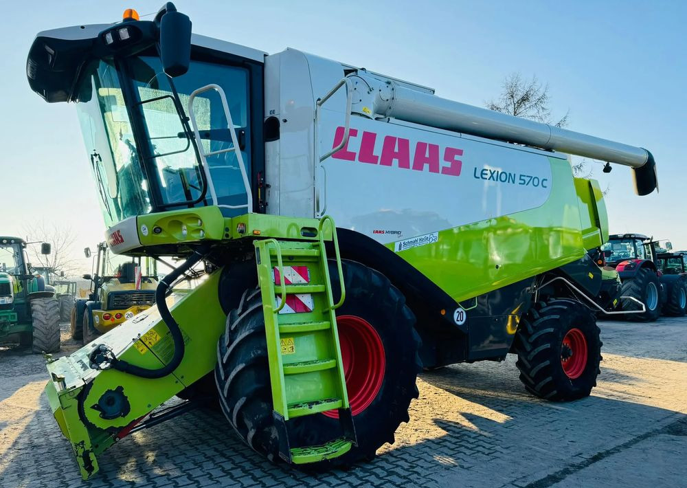 Claas Lexion 570C - Mähdrescher: das Bild 4 Claas Lexion 570C - Mähdrescher: das Bild 4